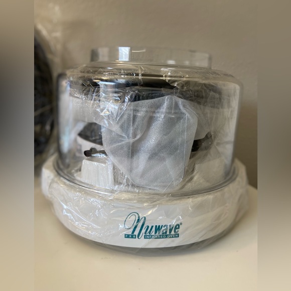 Nuwave Pro Digital Infrared Tabletop Oven Model 20344  White New - Picture 3 of 10